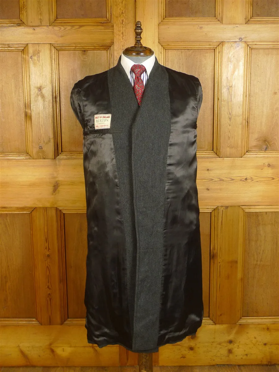 25/0205 beautiful immaculate 1950s vintage grey west of england wool raincoat overcoat 40