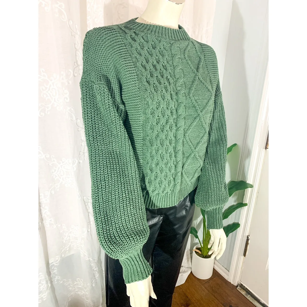 A Special Place Cable Knit Sweater - Hunter Green