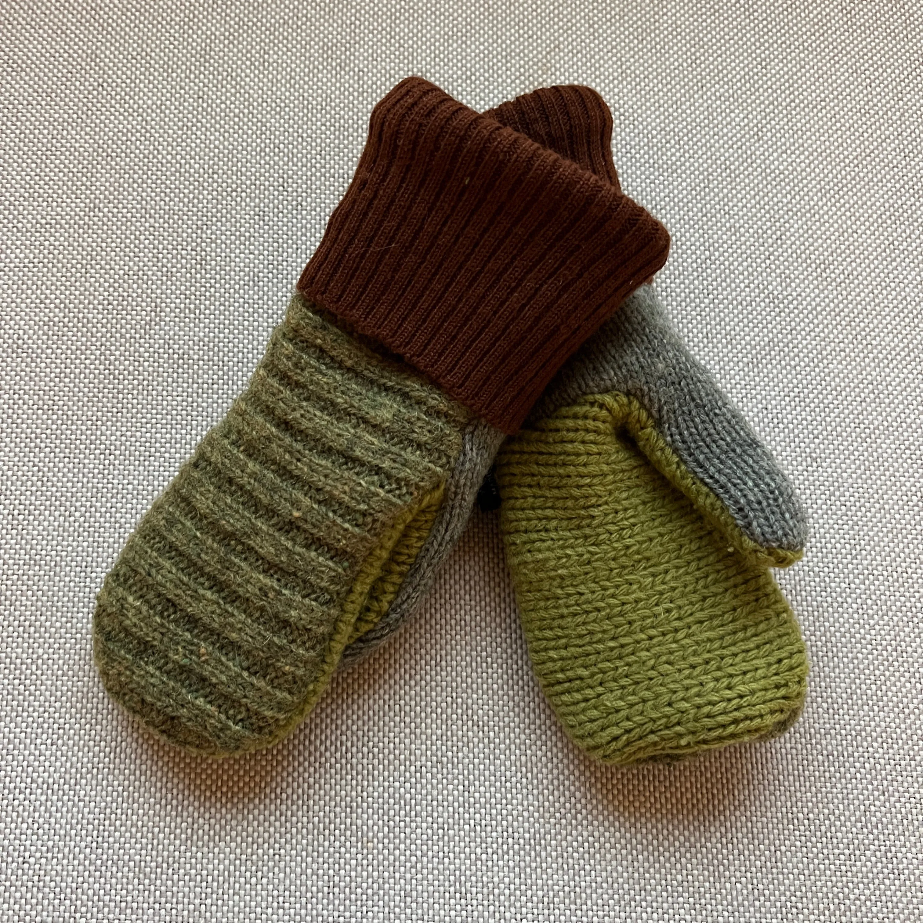 Kids Mittens S/M - Olive, Kiwi & Brown  247