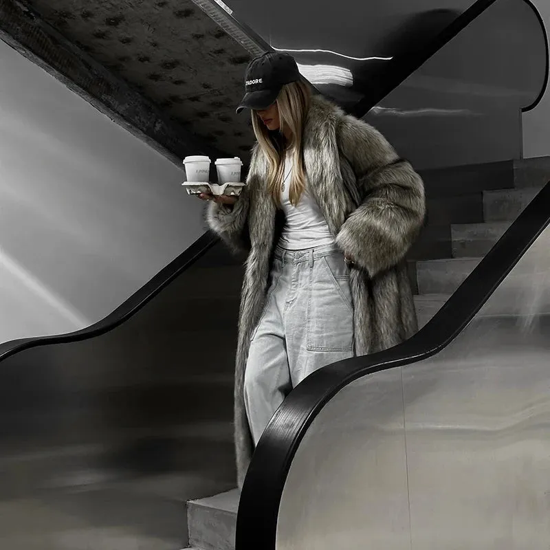 Neo Mint Luxury Mob Wife Aesthetic Long Faux Fur Coat Women Winter 2024 Fluffy Gradient Fox Fur Jacket Female Furry Overcoat
