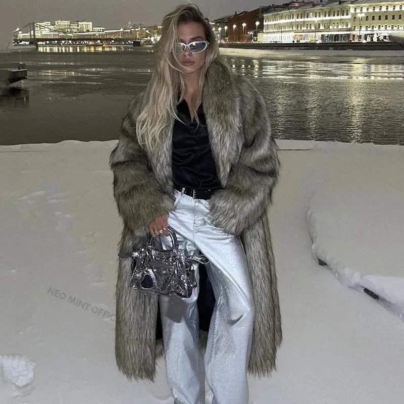 Neo Mint Luxury Mob Wife Aesthetic Long Faux Fur Coat Women Winter 2024 Fluffy Gradient Fox Fur Jacket Female Furry Overcoat