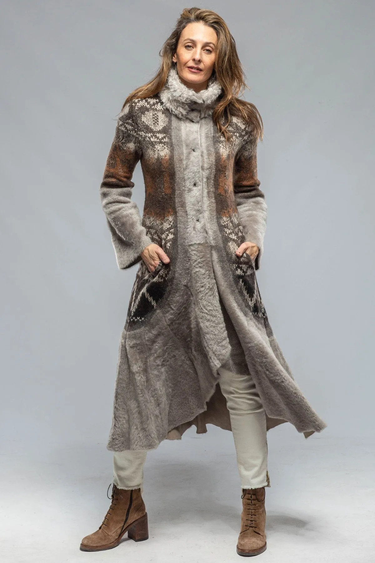 Sawatch Shearling Coat In Pearl Grey