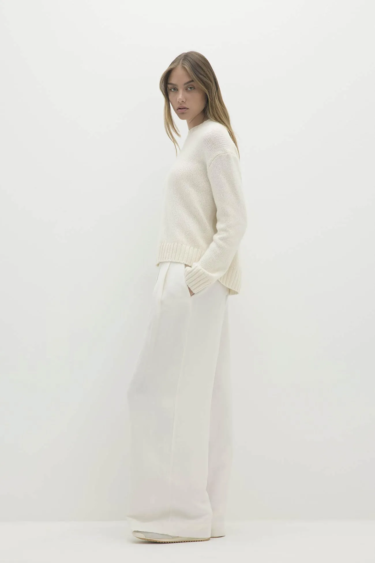 SHELLEY ORGANIC COTTON CASHMERE CREWNECK SWEATER