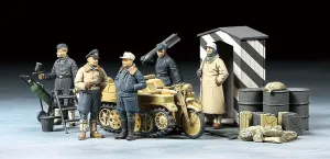 Tamiya 1/48 Luftwaffe Crew (Winter) Kit