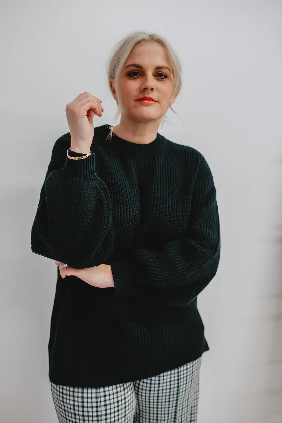 The Kilia Sweater by Minimum - Black