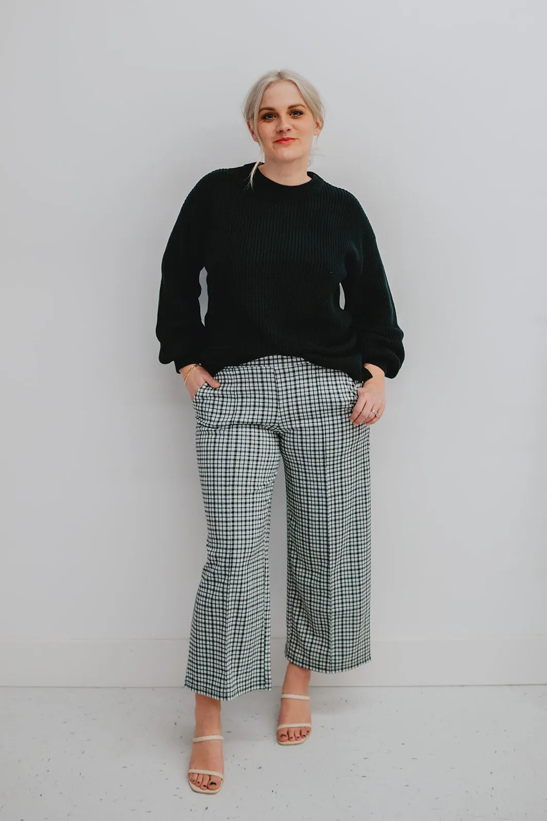 The Kilia Sweater by Minimum - Black