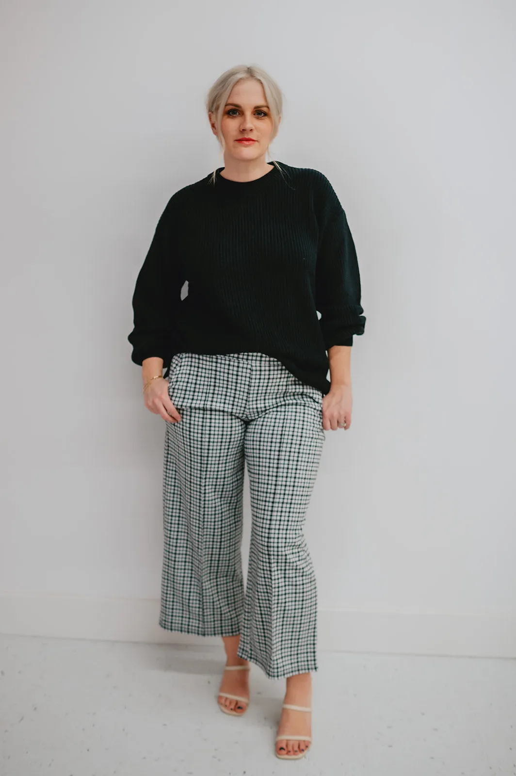 The Kilia Sweater by Minimum - Black