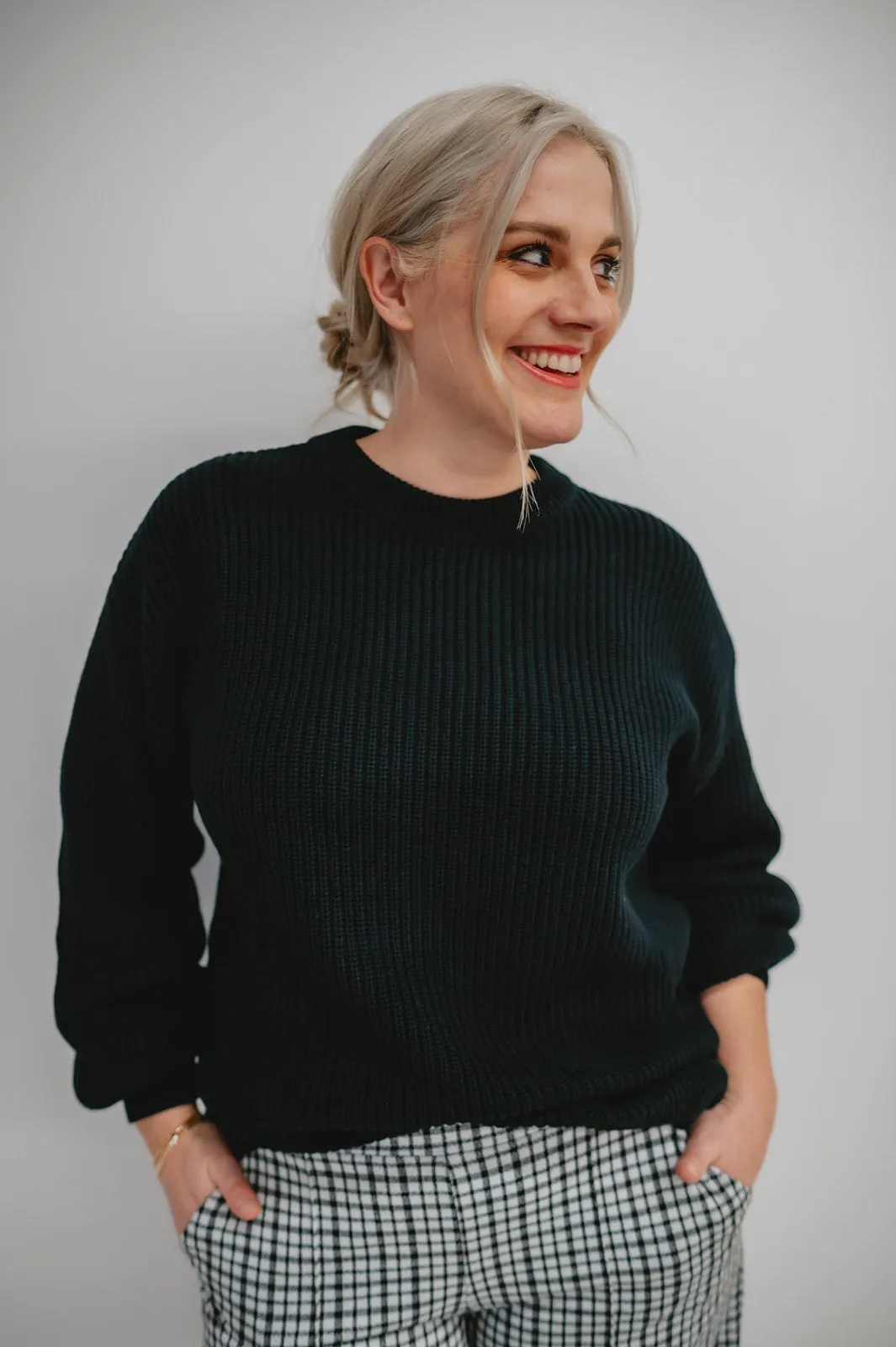 The Kilia Sweater by Minimum - Black