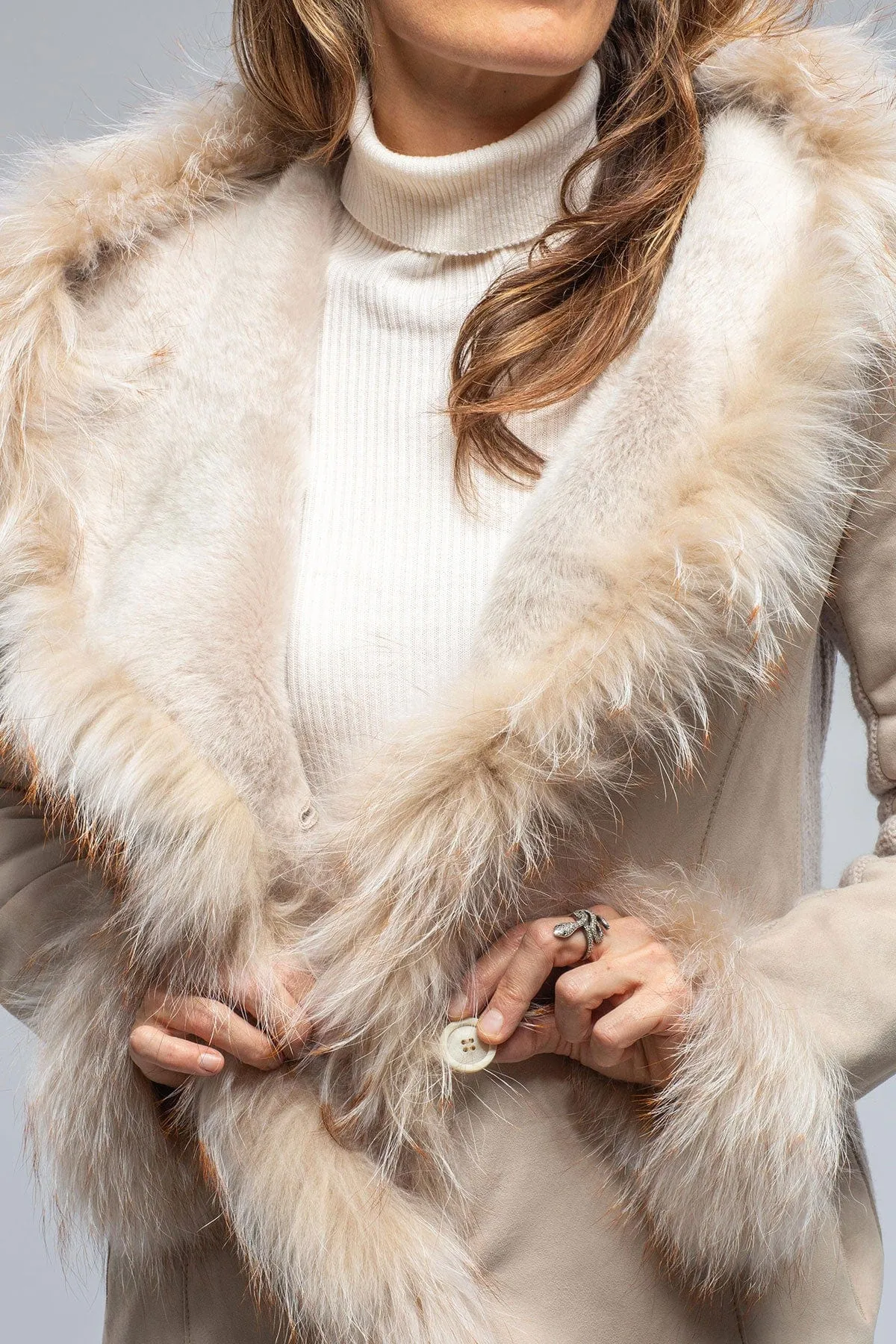 Volpe Shearling W/ Knit Side Panels In Ice