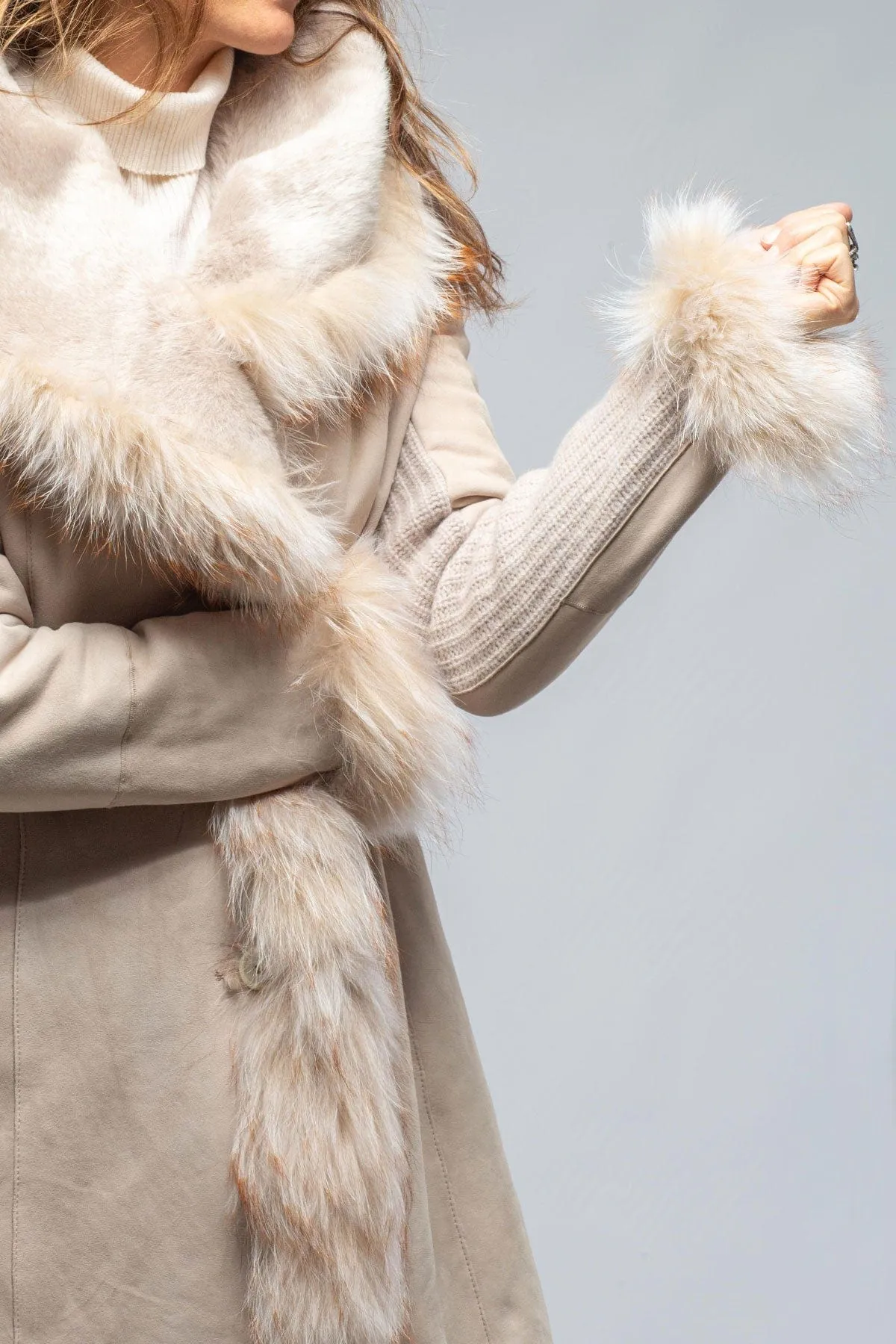 Volpe Shearling W/ Knit Side Panels In Ice