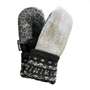 Women's Driving Mittens - Light Grey with Cheetah Print Micro-Suede Palm - 101
