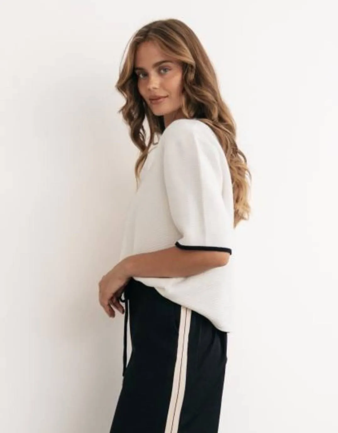 Yara Knit Short Sleeve Top - White