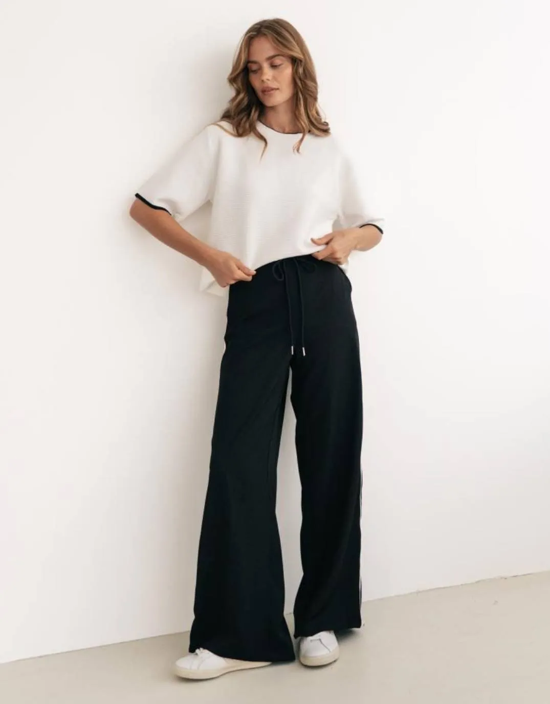 Yara Knit Short Sleeve Top - White